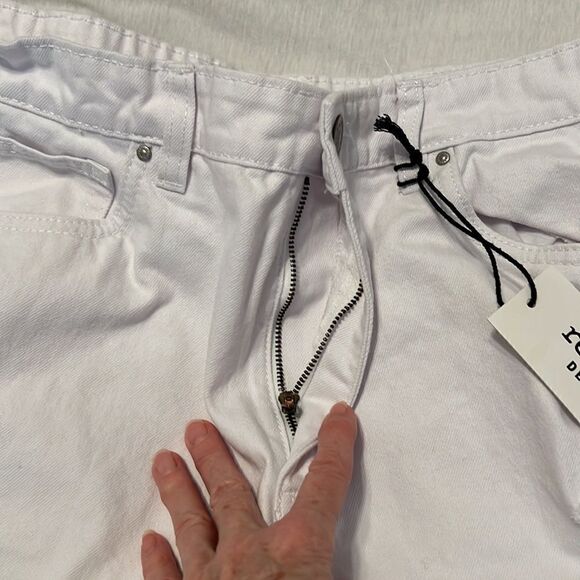 NWT Refuge sz 13 jr boyfriend relaxed high rise distressed ripped white jeans - Picture 8 of 17